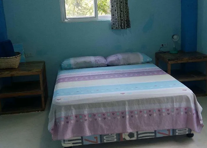 Bed & Breakfast Mick & Kayes San Francisco (Cebu)