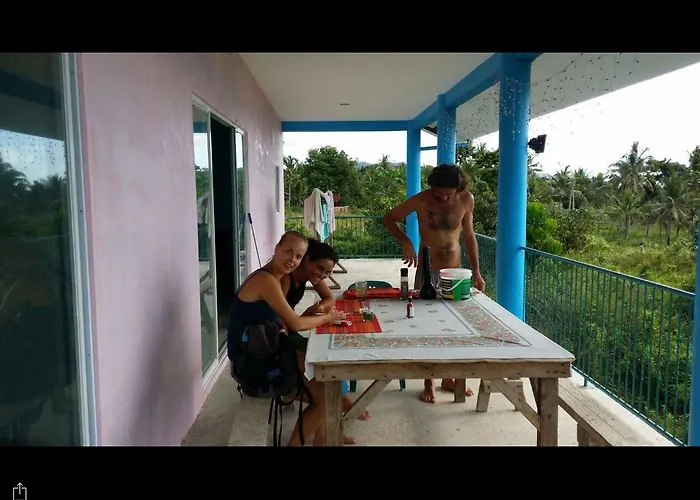 Mick & Kayes 3* San Francisco (Cebu)